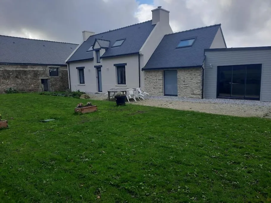 Holiday home Gite Chaleureux Avec Spa Privatif Villa Languidic
